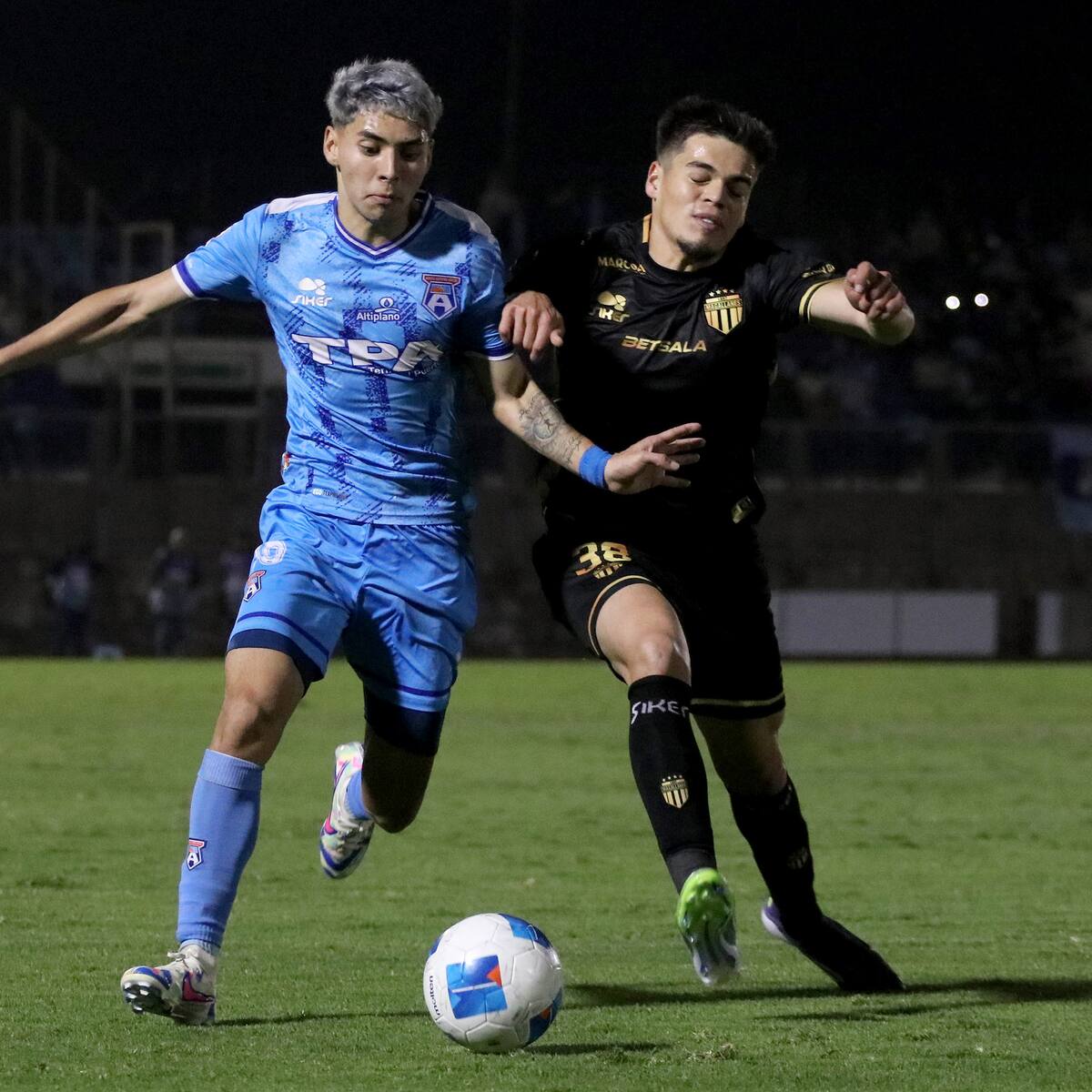 Tabla de posiciones Primera B: la lucha por ascender y por la permanencia quedó al rojo vivo tras la fecha 18