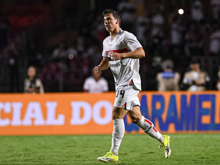 Gonzalo Tapia marcó en victoria del Sao Paulo