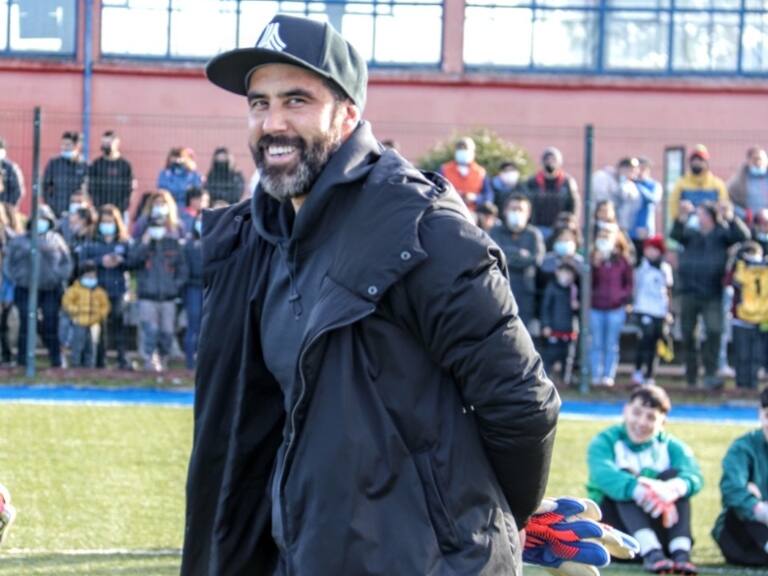 Claudio Bravo fue nombrado ciudadano ilustre de Los Muermos: "Se agradece el cariño y el respeto de la gente"