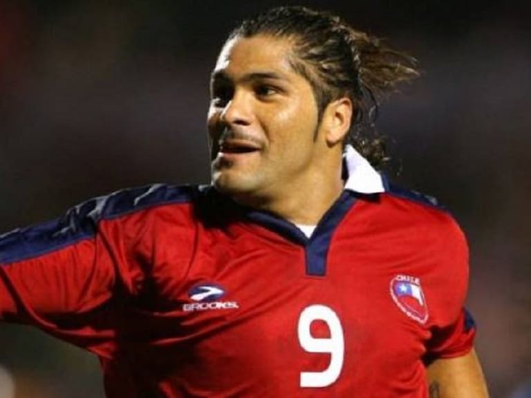 Reinaldo Navia confiesa: «De chiquito fui hincha de Colo Colo»