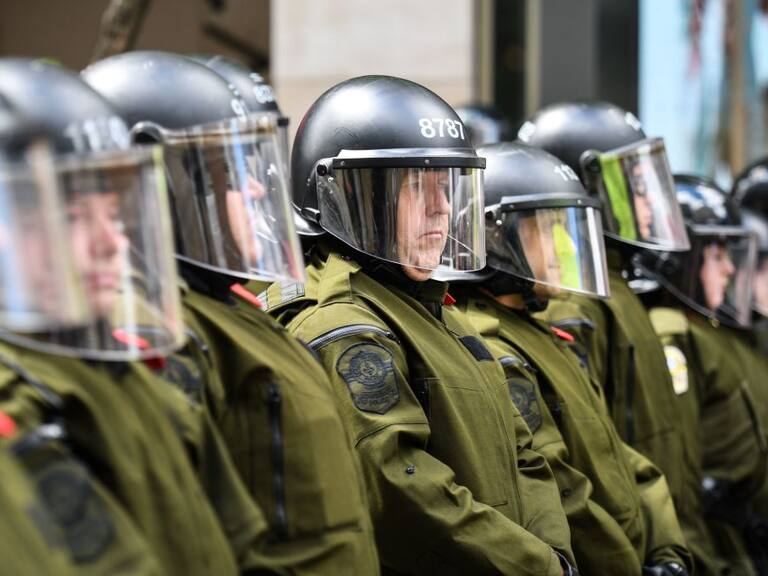 La policía se prepara ante una manifestación en Montreal