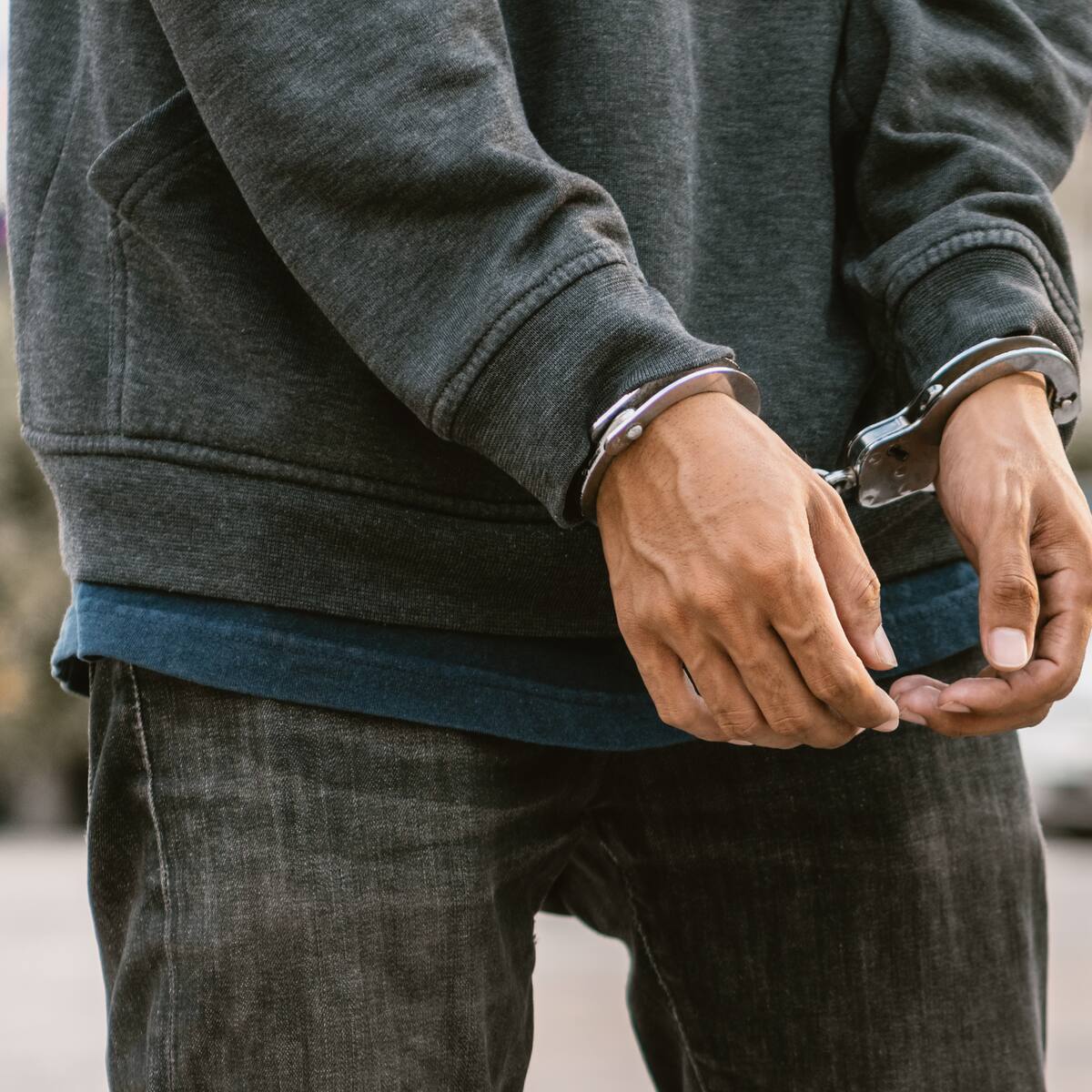 Prisión preventiva para sujeto que intentó quemar viva a su pareja frente a sus dos hijos menores