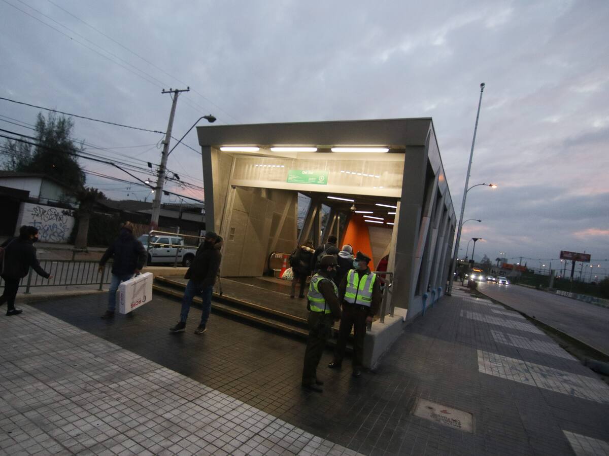 Estación Del Sol del Metro de Santiago volvió a abrir sus puertas tras 10 meses