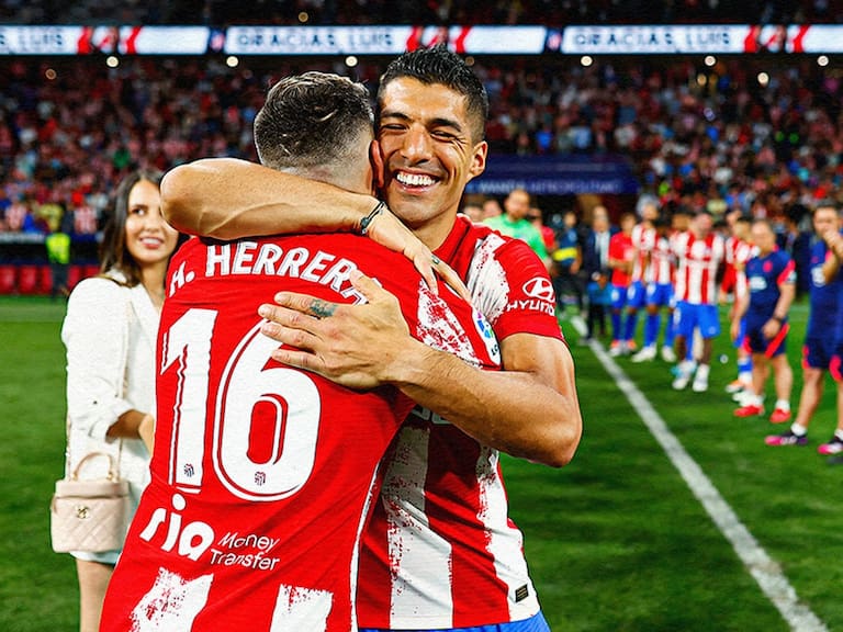 Ambos llegaron hasta las lágrimas: Héctor Herrera y Luis Suárez se despidieron del Atlético Madrid