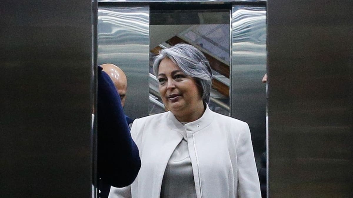 Reforma previsional: ministra Jara llama a «mantener el diálogo» tras amenazas de la UDI