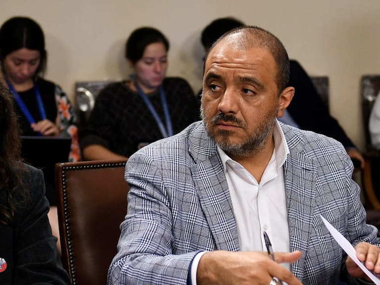 Diputados UDI buscarán interpelar al ministro de Educación tras dichos por funeral de alto riesgo en Valparaíso