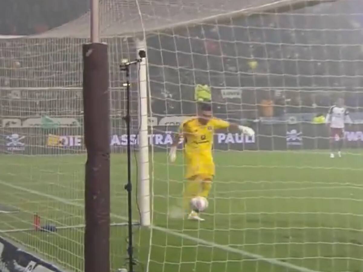 El autogolazo de un arquero en Alemania que postula como el blooper del año en el fútbol mundial