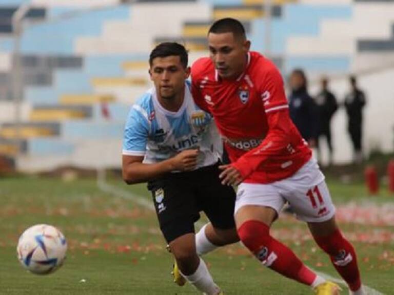 Magallanes no logró aguantar la ventaja y terminó cayendo ante Cienciano en amistoso disputado en Perú