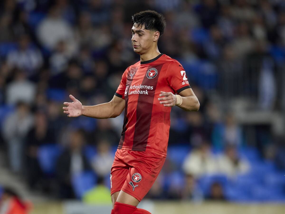 Con Darío Osorio como titular: Midtjylland iguala ante Hibernian por la ida de los playoffs de la Europa League