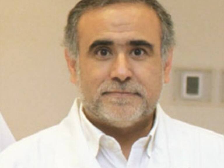 Jefe Unidad Pacientes Críticos Clínica Indisa: «Los médicos se quedan dormidos en turnos de noche»