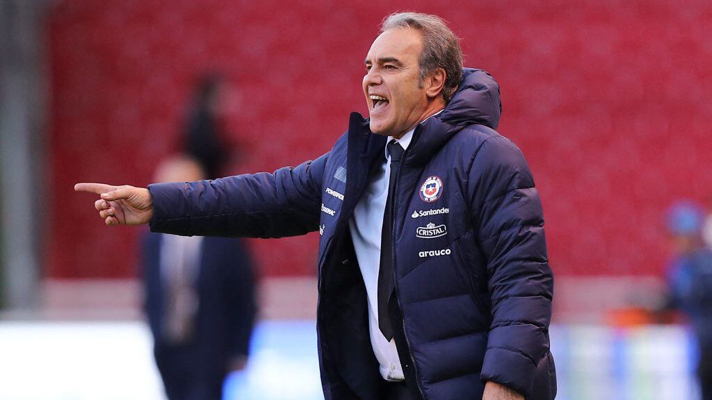 Chile's coach Uruguayan Martin Lasarte gestures during the South American qualification football match against Ecuador for the FIFA World Cup Qatar 2022 at the Rodrigo Paz Delgado Stadium in Quito on September 5, 2021. (Photo by Jose Jacome / POOL / AFP) (Photo by JOSE JACOME/POOL/AFP via Getty Images)