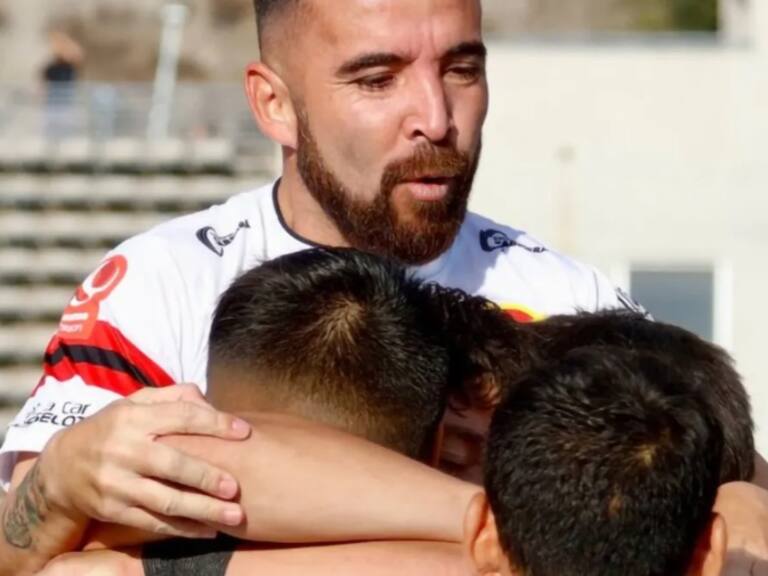 Rangers venció como forastero a Barnechea y la U de Conce continúa en el abismo tras igualar ante Iquique en el Ester Roa