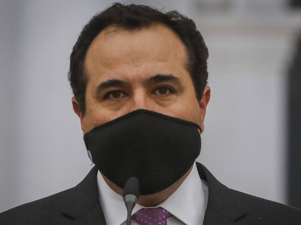 «Tenemos que dar una señal clara»: Expulsan del país a ciudadano extranjero detenido por amenazas a Presidente Piñera