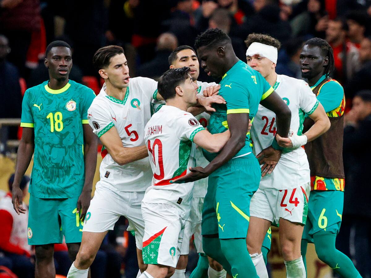 Gol anulado, penal polémico y retiro: la escandalosa final de la Copa Africana que consagró a Senegal