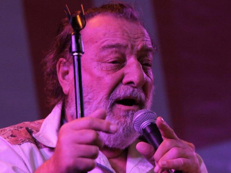 05 de Noviembre del 2017 / SANTIAGOPresentación del libro “Hemos hecho lo querido y hemos querido lo hecho”,en el cual se recopilan entrevistas y conversaciones con Patricio Manns, escrito por Horacio Salinas, en la ocasión luego de la introducción se da paso a la interpretación de manera conjunta de temas emblemáticos.
Foto: FELIPE LOPEZ/ AGENCIA UNO