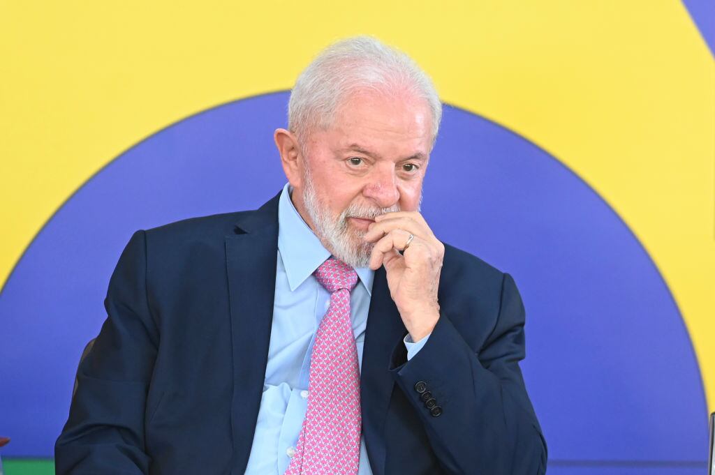El presidente de Brasil, Lula da Silva, en un evento de firma de contratos estatales en el Palacio do Planalto en la ciudad de Brasilia.