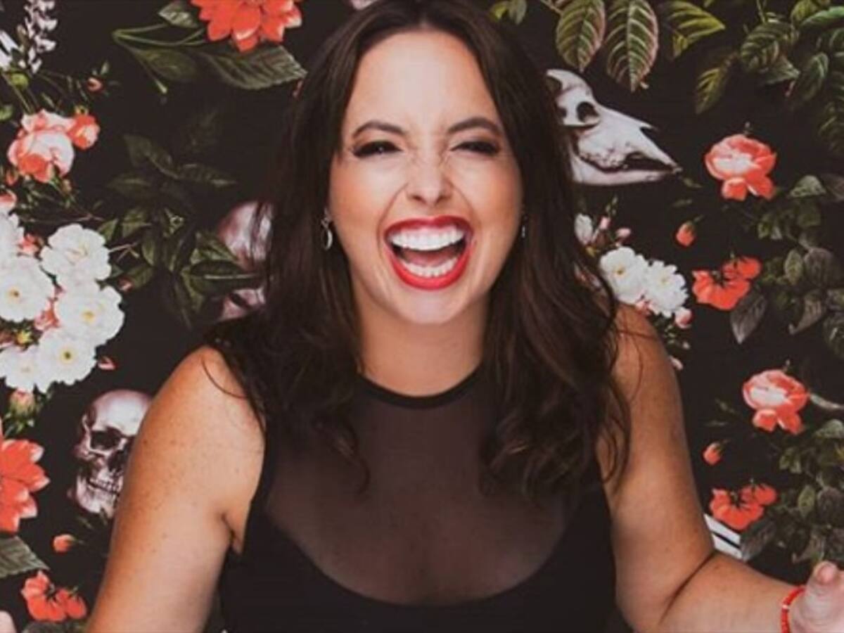 Chiqui Aguayo sacó carcajadas en Instagram al parodiar look que Karen Doggenweiler usó en Olmué