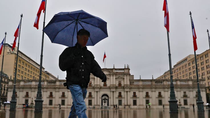 Lluvia en Santiago confirmada: ¿Qué día y a qué hora son las precipitaciones de esta semana?