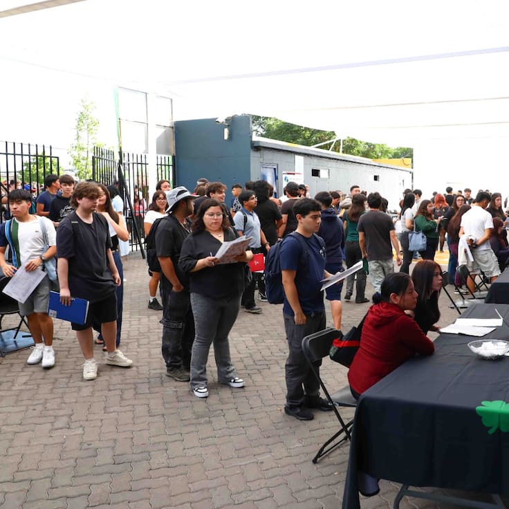 Feria laboral 2026 ofrecerá más de 1.500 puestos y sueldos de hasta $1,5 millones: ¿Dónde y cuándo es?