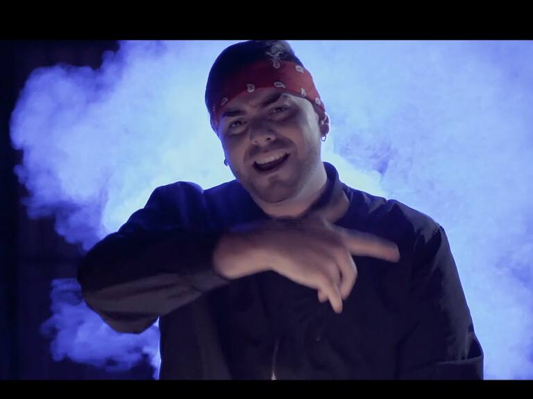 El trapstar nacional, Juan$hi, lanzó su nuevo sencillo «Tu Perfume»