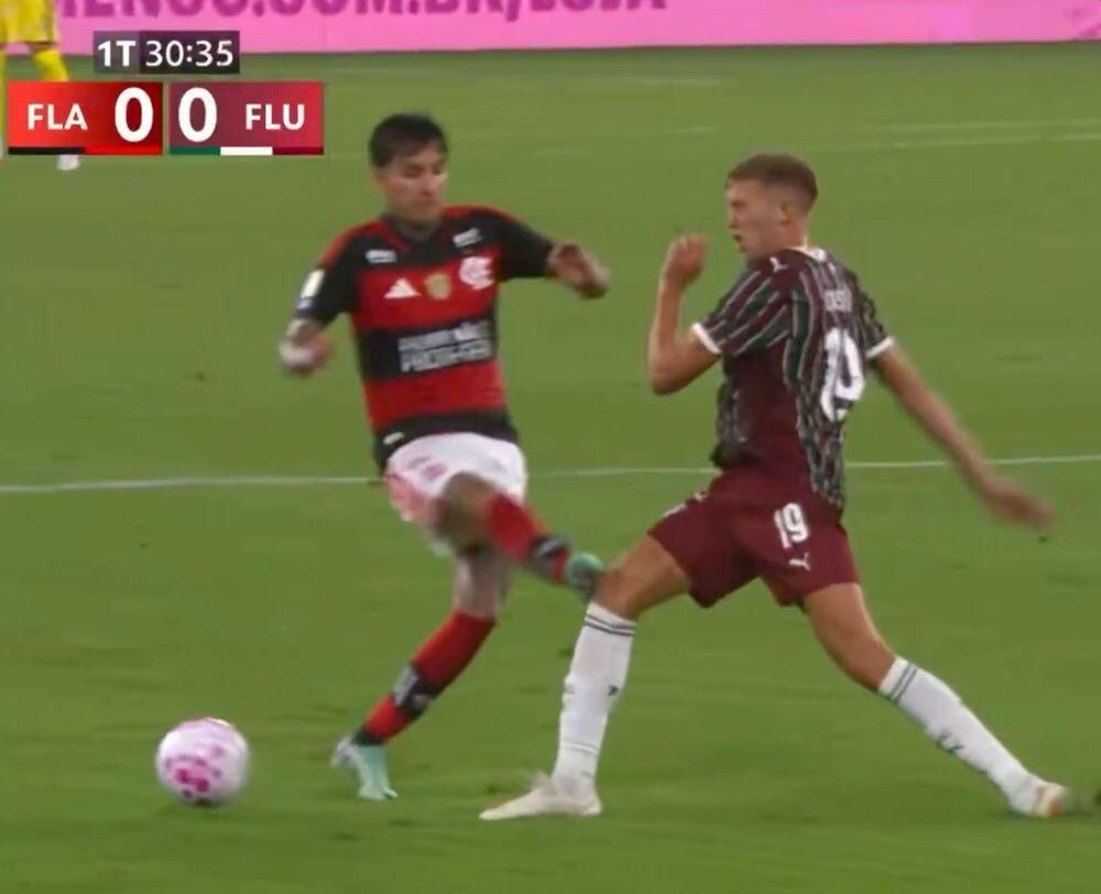 La entrada de Erick Pulgar en el clásico ante Fluminense