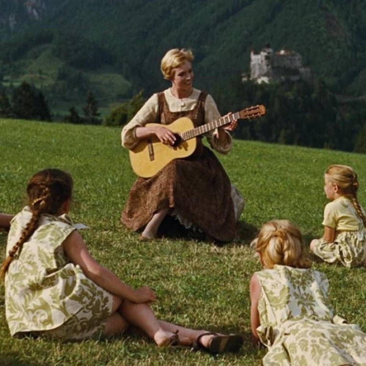 Protagonizó una de las películas más taquilleras de la historia y hoy reaparece a los 90 años emocionando a sus fanáticos