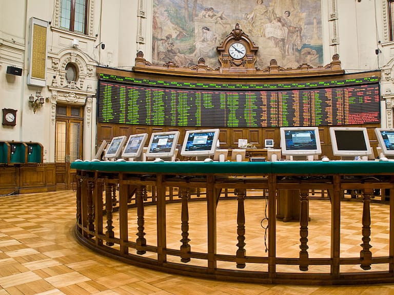 La Bolsa de Santiago sigue celebrando: IPSA alcanza un nuevo máximo histórico y suma un alza del 40,5% en 2025