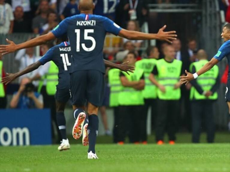 Francia levanta su segunda copa del mundo al vencer a Croacia en Rusia 2018