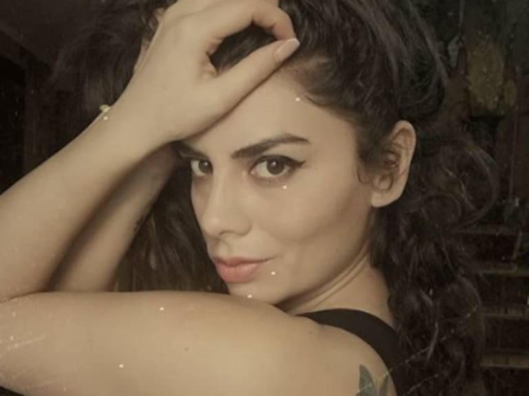 Kathy Contreras y su profunda reflexión: «Si en algún momento critiqué a una mujer por subir ‘x’ fotos, me perdono a mí misma por mis condicionamientos»