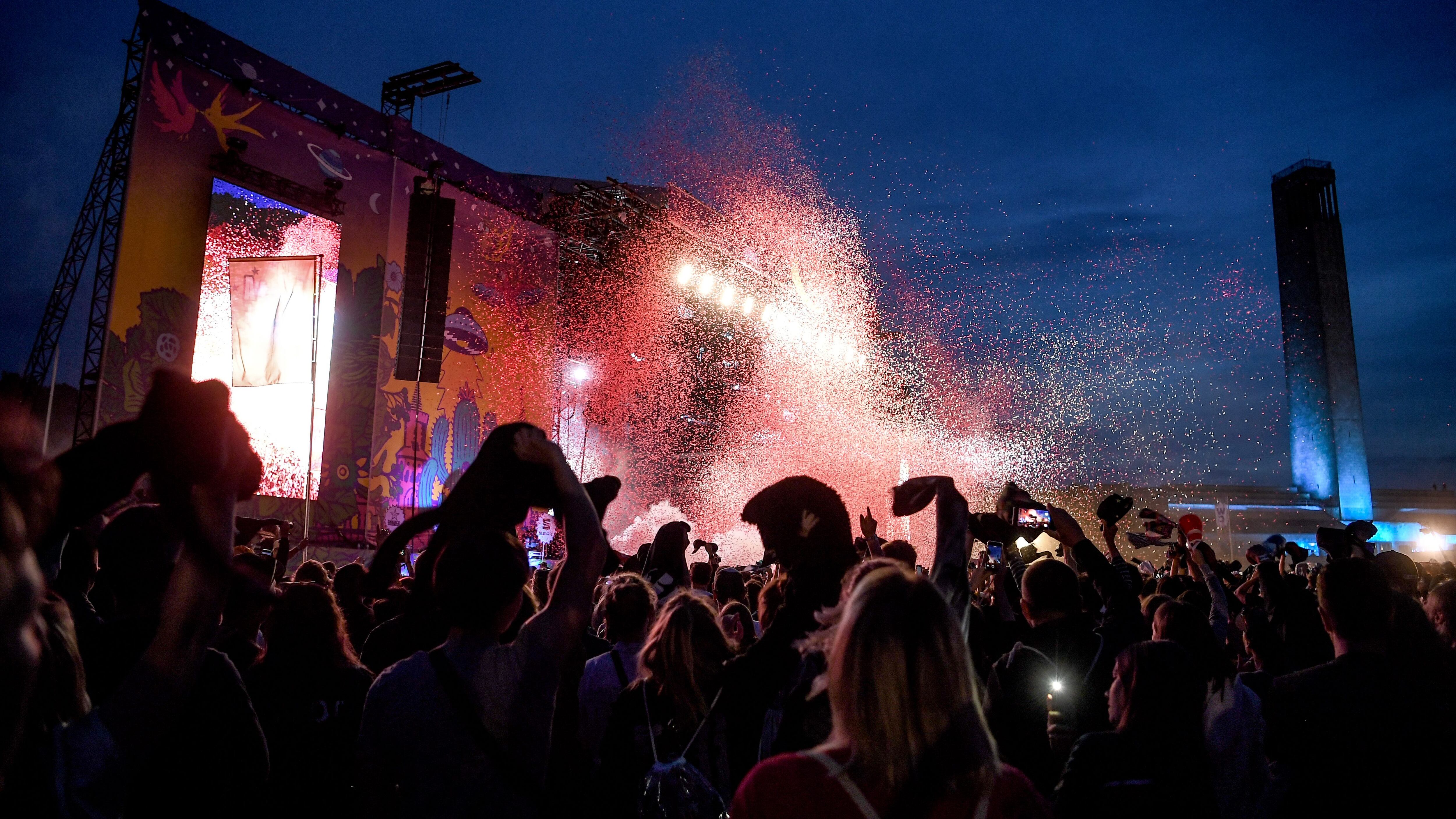 08 September 2019, Berlin: The audience cheers at the performance of the band Kraftklub at the Lollapalooza Festival Berlin on the grounds of the Olympic Stadium. Photo: Britta Pedersen/dpa-Zentralbild/dpa (Photo by Britta Pedersen/picture alliance via Getty Images)