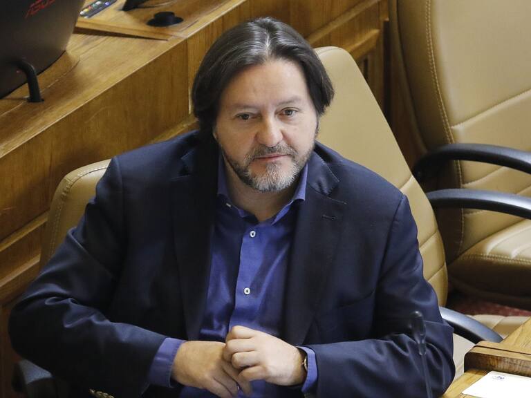 18 DE DICIEMBRE DE 2019/VALPARAISOEl diputado Tucapel Jimenez, durante la sesion de la Camara de Diputados, en donde se discute la reforma que establece el procedimiento para elaborar una nueva Constitucion.
FOTO: LEONARDO RUBILAR CHANDIA/AGENCIAUNO