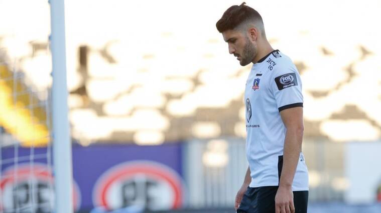 25 de Noviembre del 2020/SANTIAGONicolas Blandi(c) se lamenta ,durante el partido valido por la Vigésima fecha del Campeonato Nacional AFP PlanVital 2020, entre Colo Colo vs Curico Unido, disputado en el Estadio Monumental.
FOTO:FRANCISCO LONGA/AGENCIAUNO