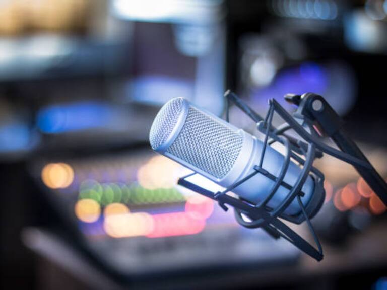 Inmediatez, credibilidad y evolución: director de radio Valencia se refiere al rol de la prensa en tiempos de catástrofe