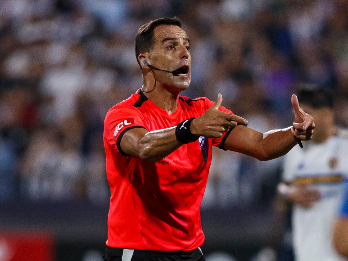 Conmebol designa árbitros para el debut de Colo Colo y la U en Copa Libertadores