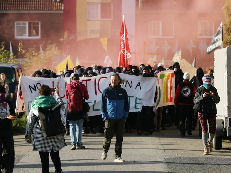 Ecologistas protestan contra la ampliación de una mina en Lützerath