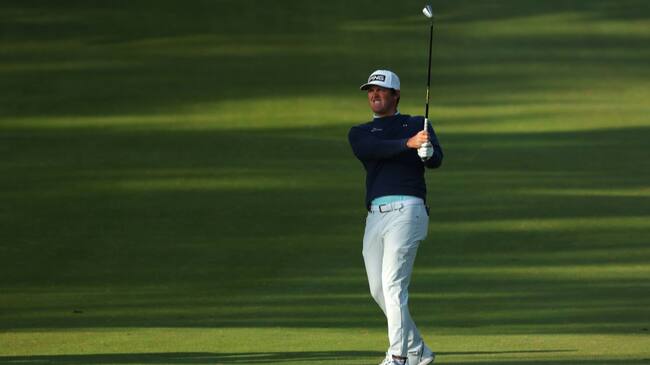 Mito Pereira mejora su ronda inicial y supera el corte del PGA Champioship