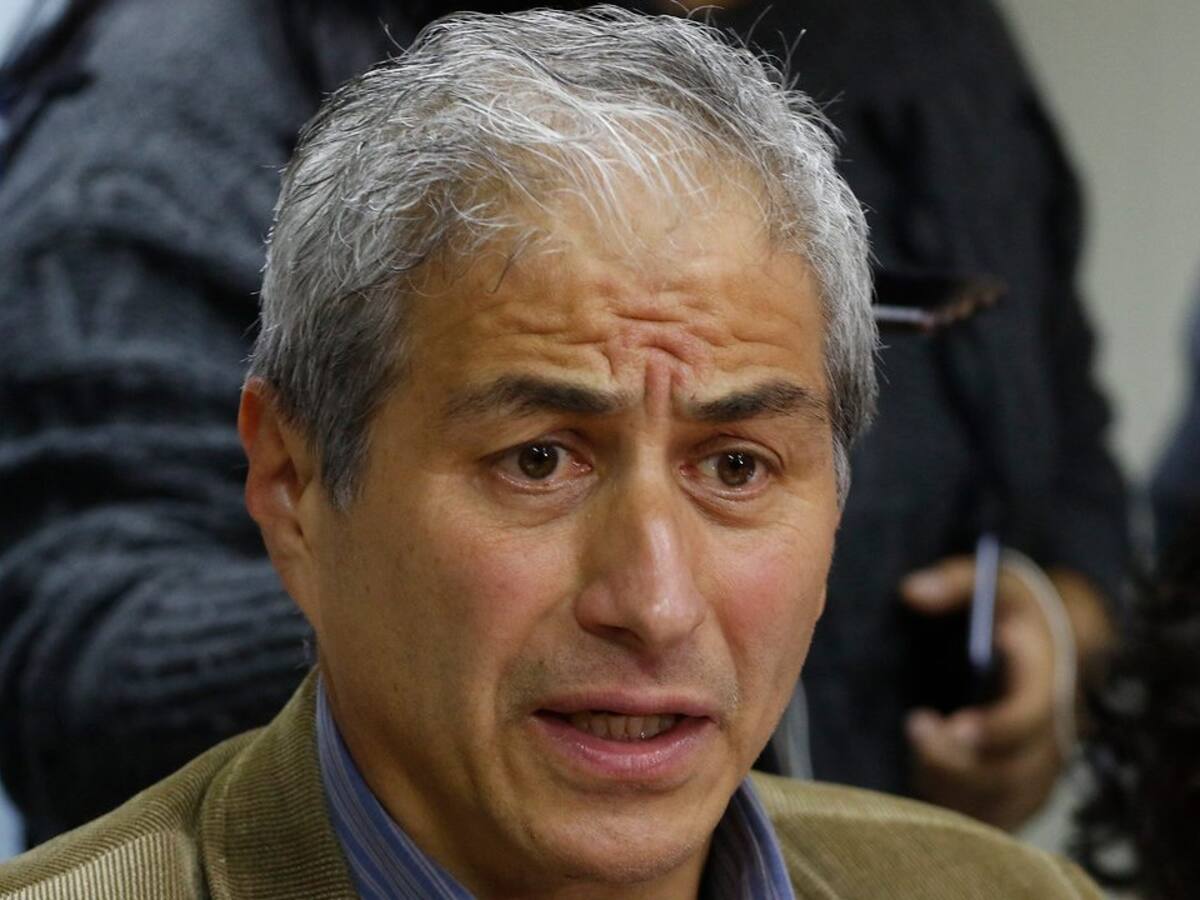 Colegio de Profesores exigió al Mineduc suspender las clases por coronavirus