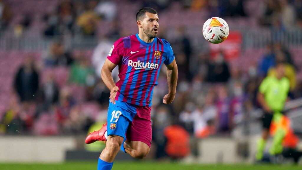 Barcelona volvió a ganar en el debut oficial de Sergio "Kun" Agüero