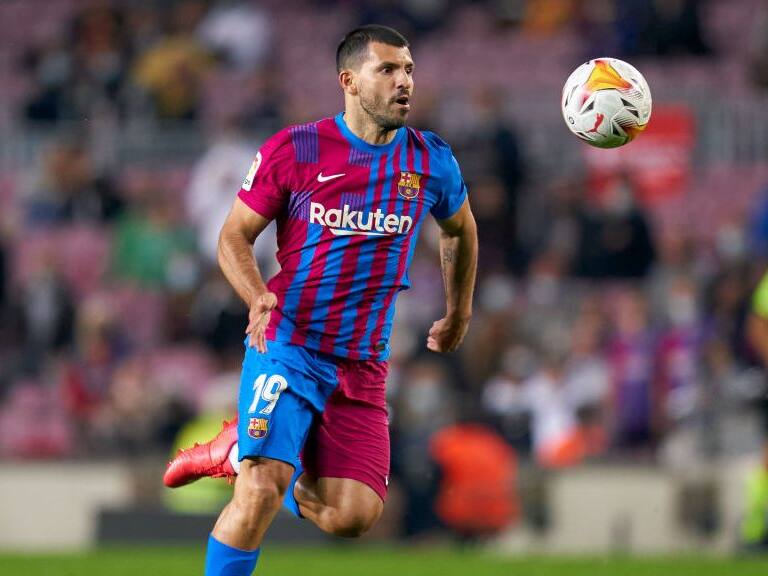 Barcelona volvió a ganar en el debut oficial de Sergio "Kun" Agüero