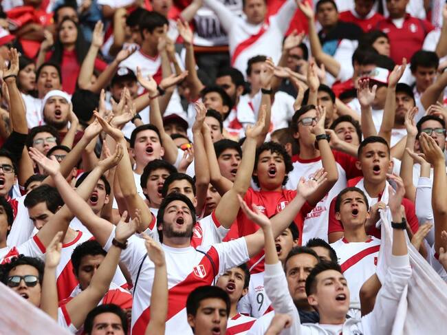 Hinchas de la Selección de Perú