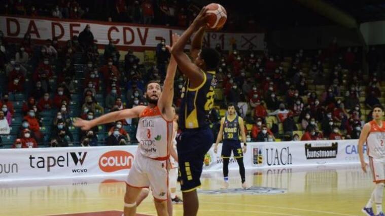 Club Deportivo Valdivia llevó la final de la Liga Nacional de Básquetbol a un cuarto partido