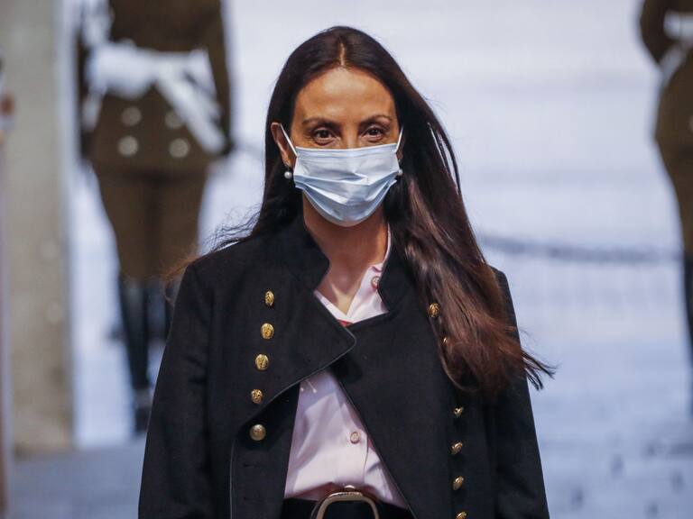 Exministra Cecilia Pérez se sumaría este viernes a la mesa directiva de Azul Azul en la U