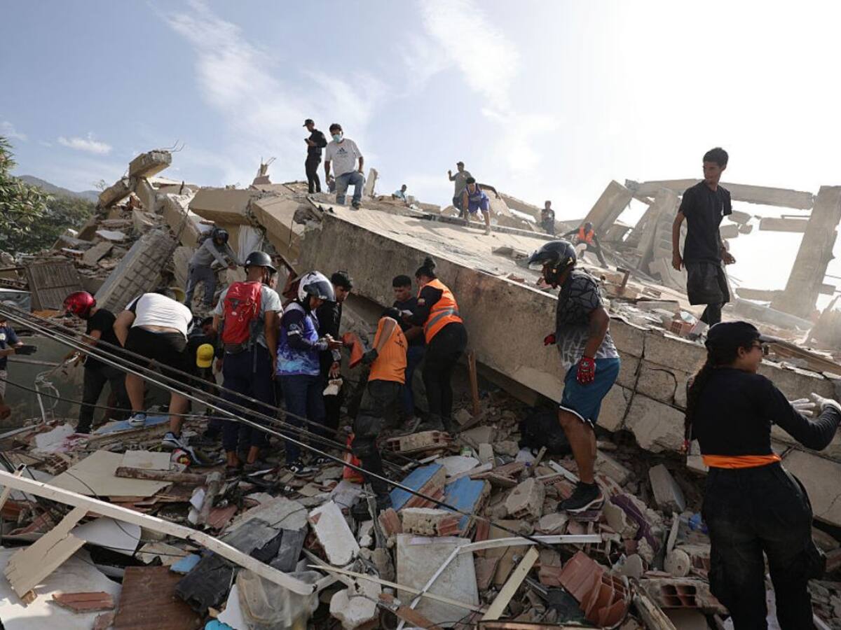 Sube a 1.430 la cifra de muertos por terremotos en Venezuela: miles de personas siguen atrapadas bajo los escombros