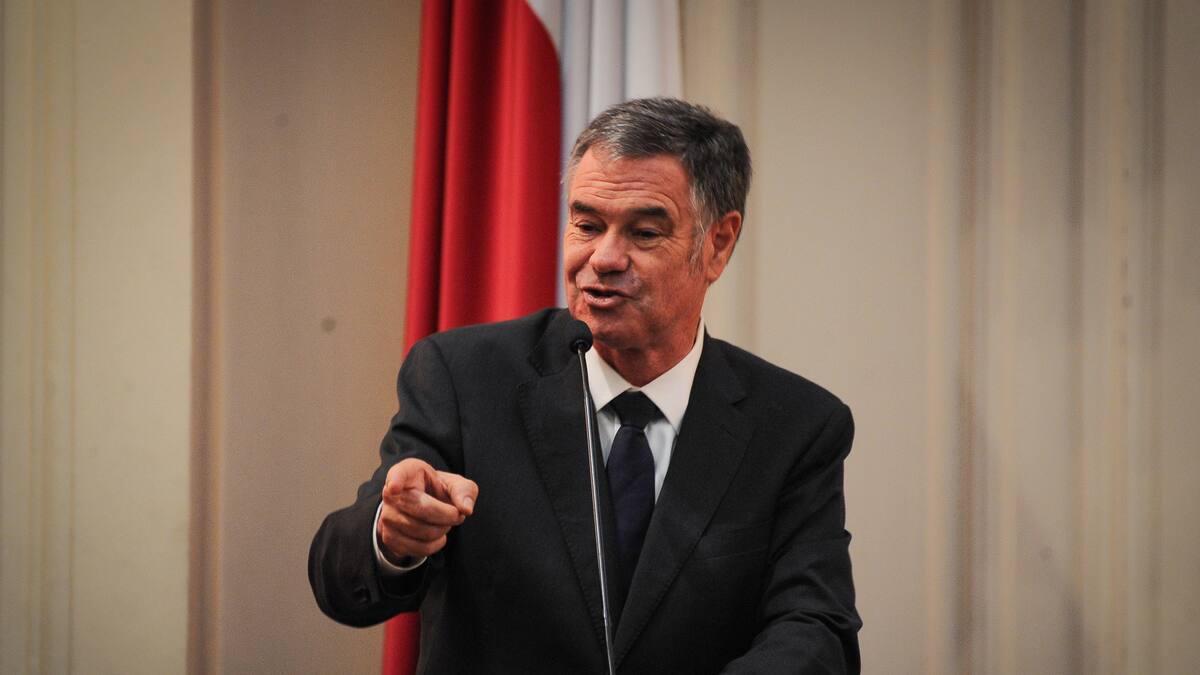 “Elizalde no puede reconocer que es parte de un gobierno amateur”