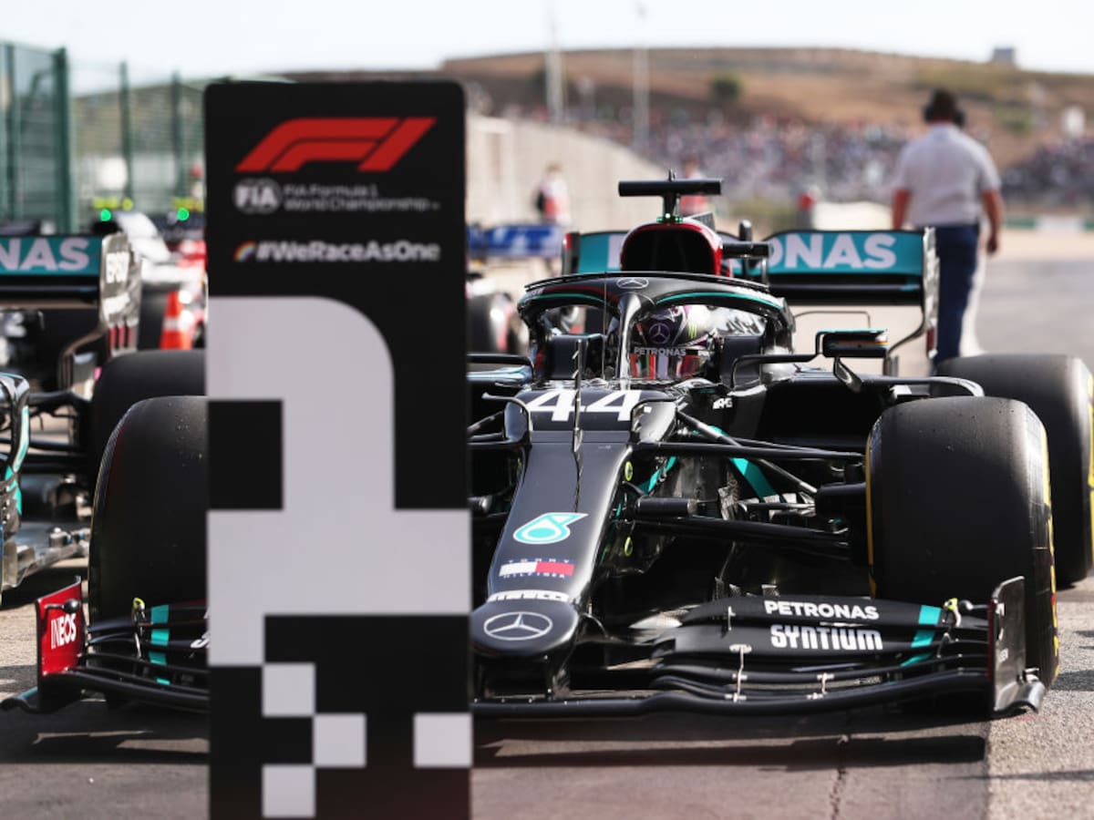 Lewis Hamilton se impuso en la qualy del GP de Portugal y se quedó con su 97° pole position de su carrera