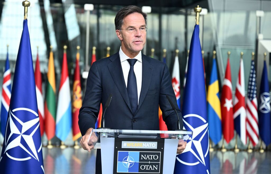 El secretario general de la OTAN, Mark Rutte, habla con la prensa en la ciudad de Bruselas en Bélgica