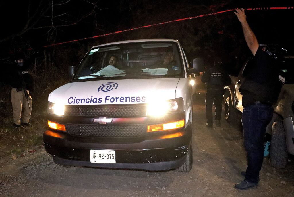 Equipos forenses salen de la zona del ataque en Jalisco de México