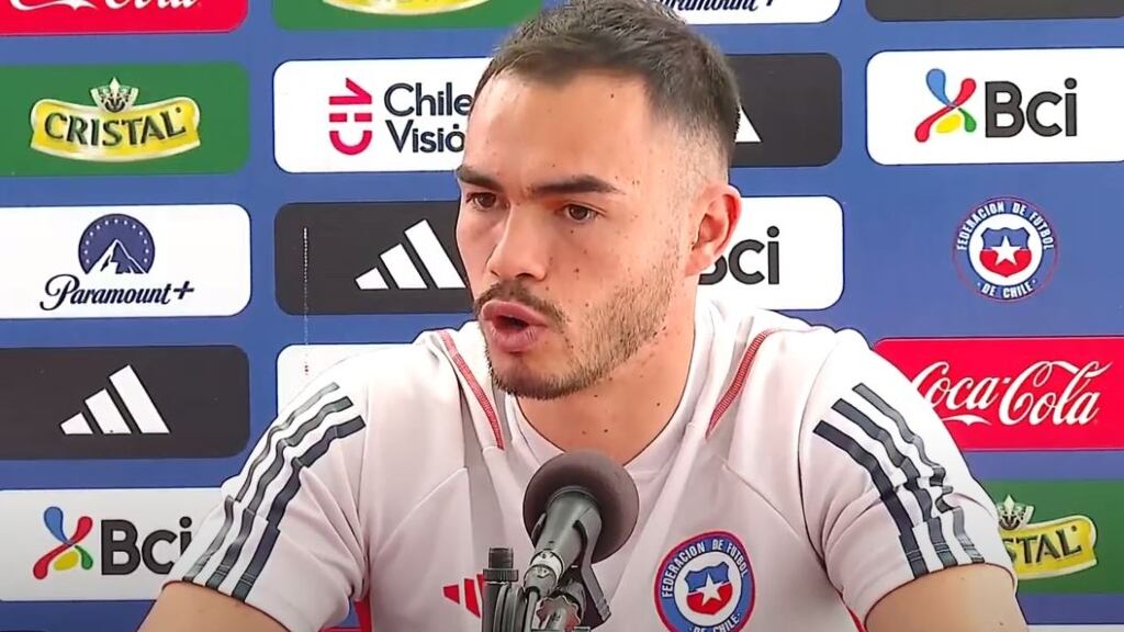 Gabriel Suazo no se confía de su brillante presente en Francia: "En ningún momento me voy a sentir titular en la selección"