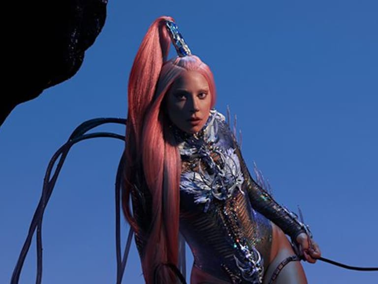 Luego de 4 años, Lady Gaga estrenó su nuevo álbum: «Chromatica»