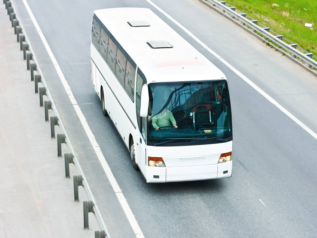 Terror en plena ruta en Tiltil: banda armada embosca bus argentino y afecta a 28 pasajeros